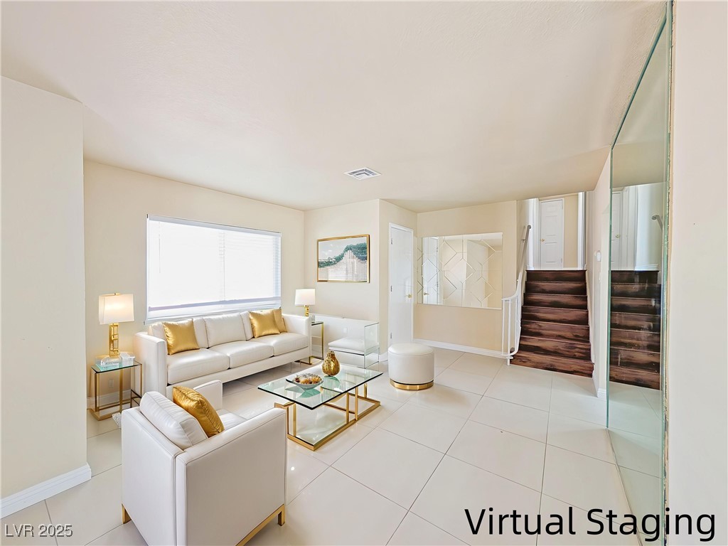 228 Falcon Lane