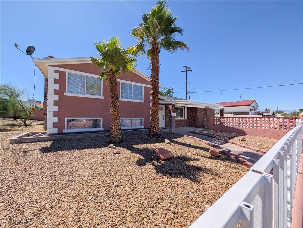 228 Falcon Lane