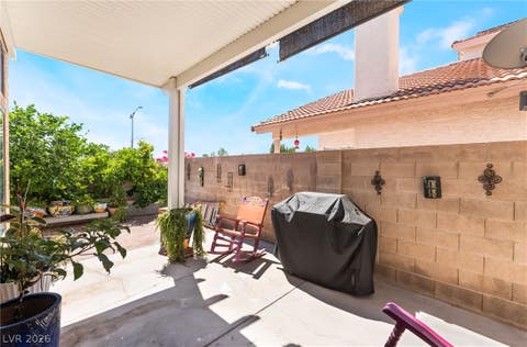 Homes For Sale - 2608 Ironside Drive<br/> Clark County, Las Vegas, NV 89108
