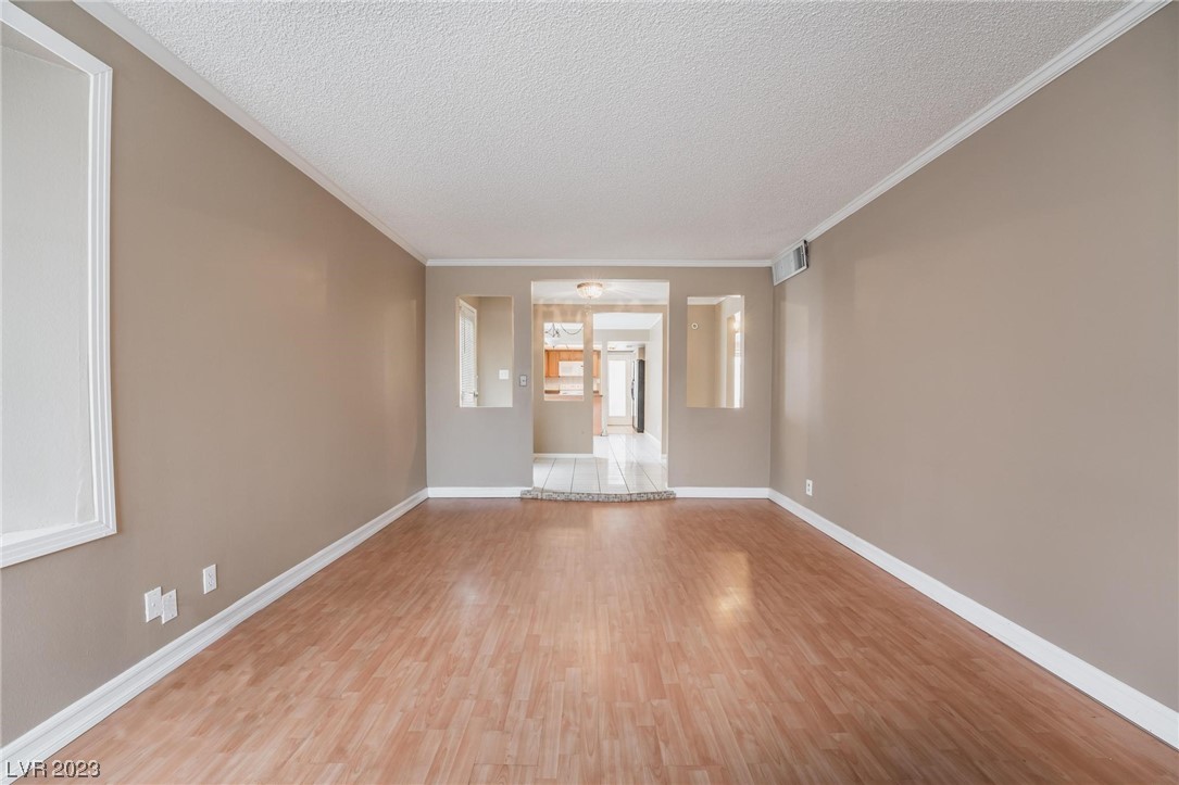 Photo 7 of 34 of 3782 Fairlawn Avenue townhome