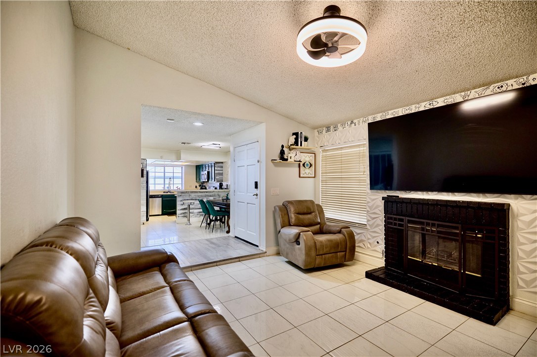6669 Pleasant Plains Way