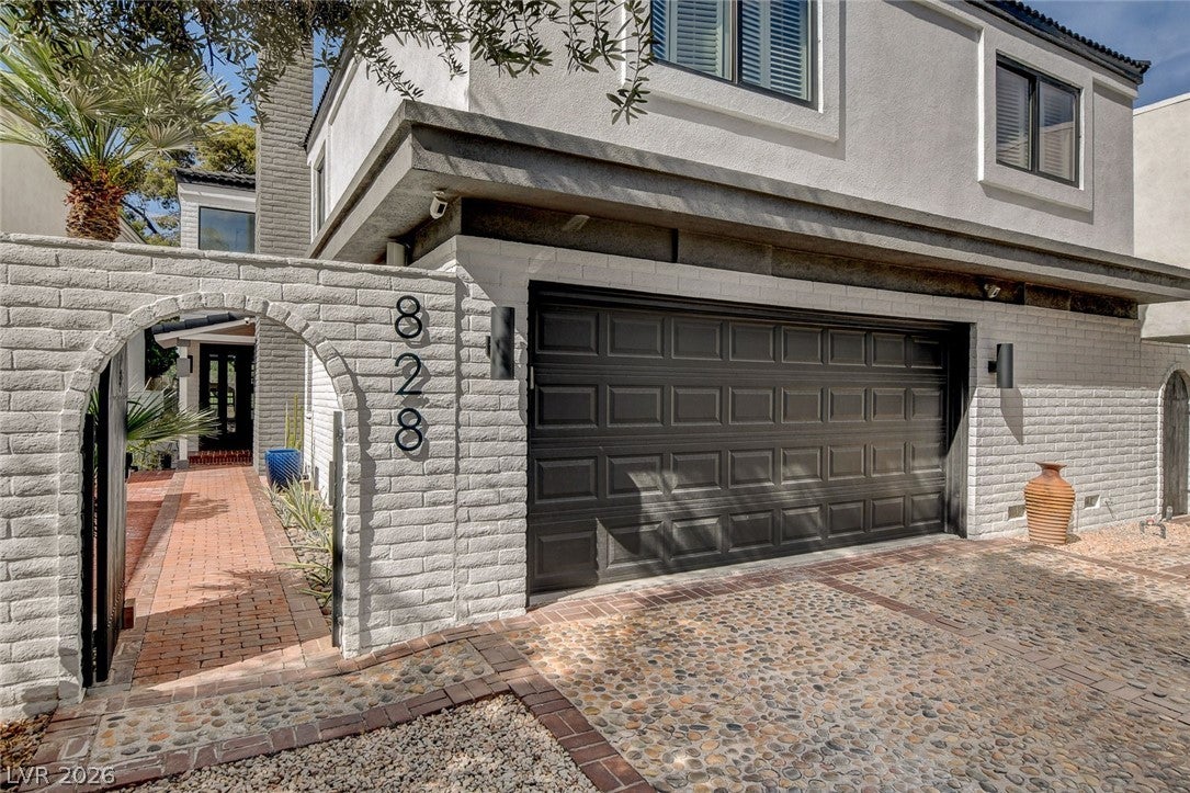 828 Vegas Valley Drive