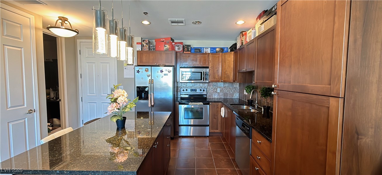 2405 W Serene Avenue 807