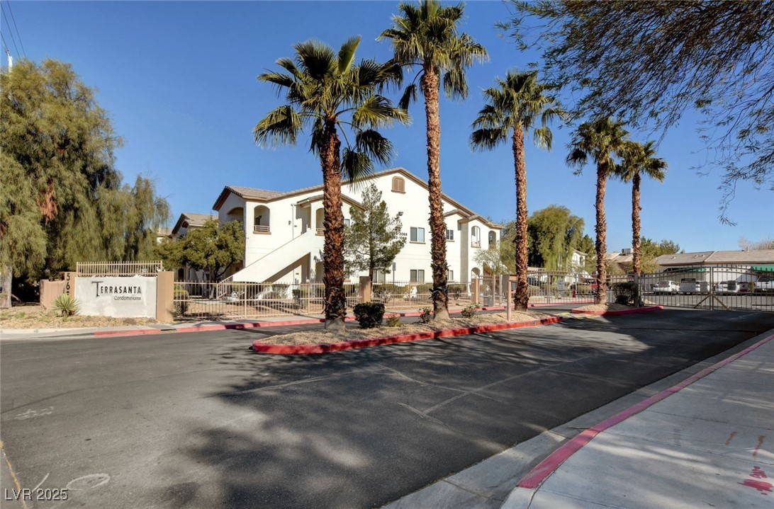 5655 E Sahara Avenue 2046