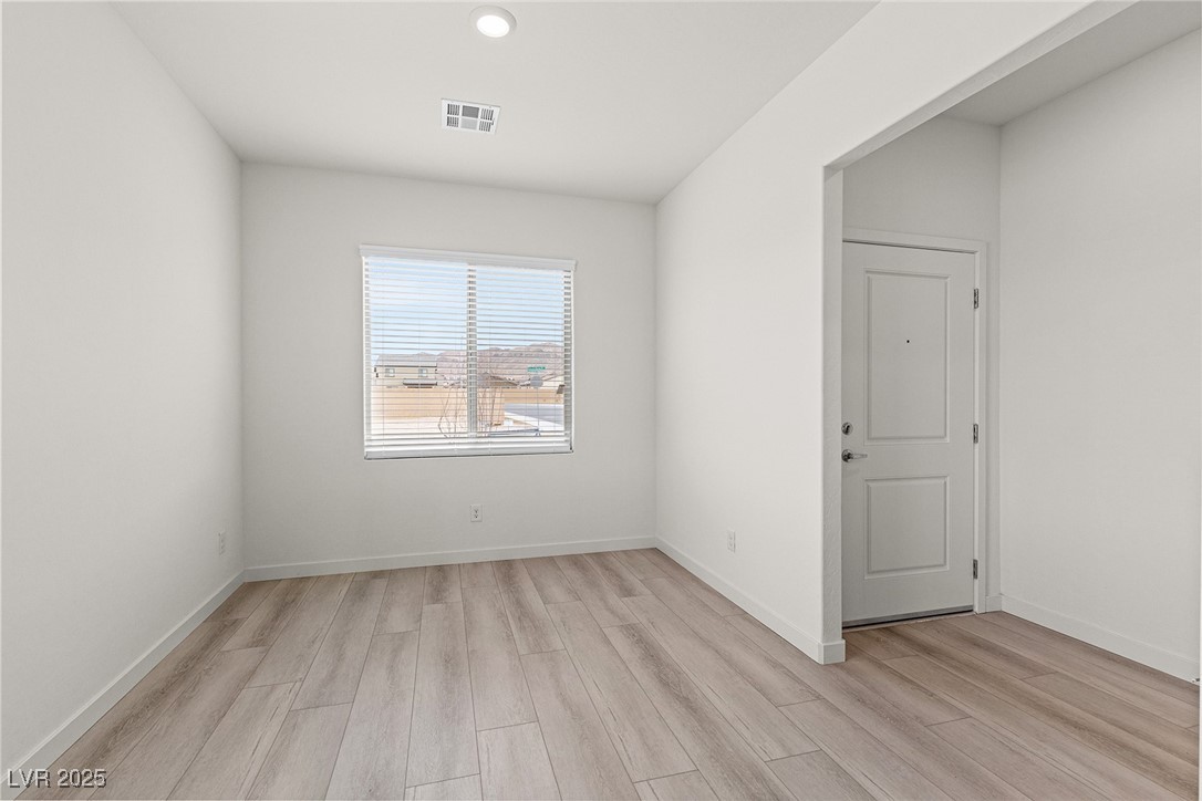 2746 Avril Point Street