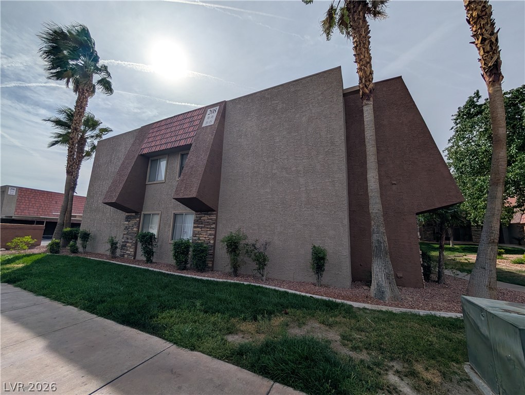 5041 River Glen Drive 91