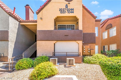 Condo For Rent - 2200 S Fort Apache Road #2044<br/> Clark County, Las Vegas, NV 89117