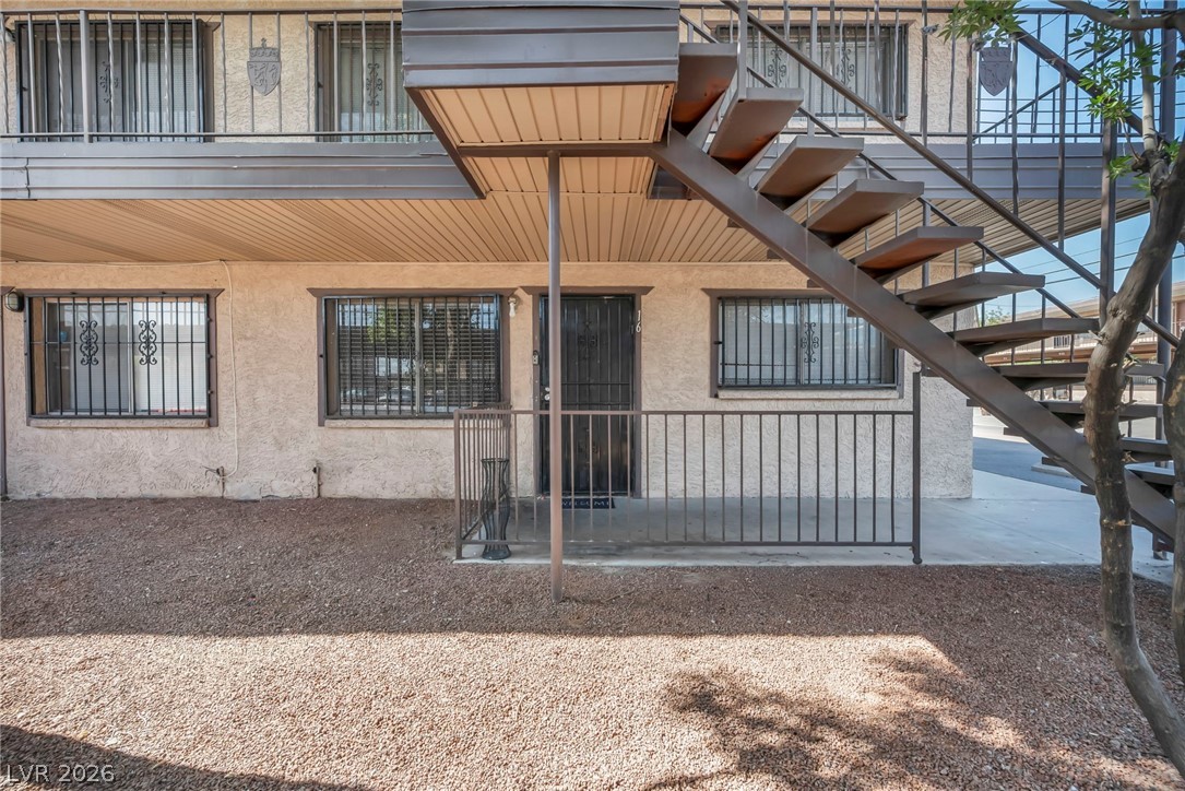 3719 Hazelwood Street 16
