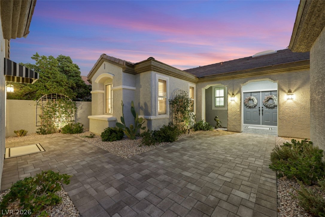 2699 Olivia Heights Avenue