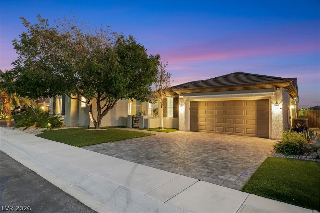 2699 Olivia Heights Avenue