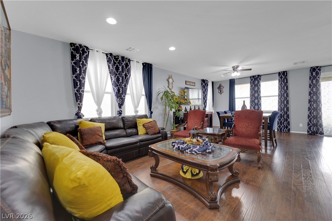 6898 Coral Cloud Court