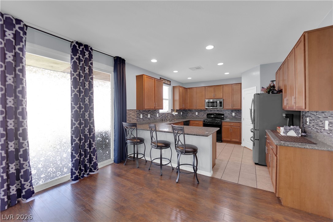 6898 Coral Cloud Court