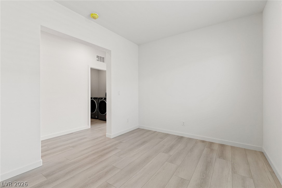 2727 Avril Point Street