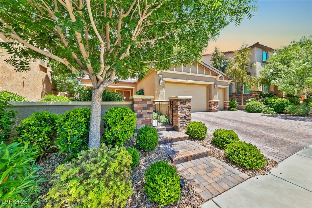 1134 Pandora Canyon Street
