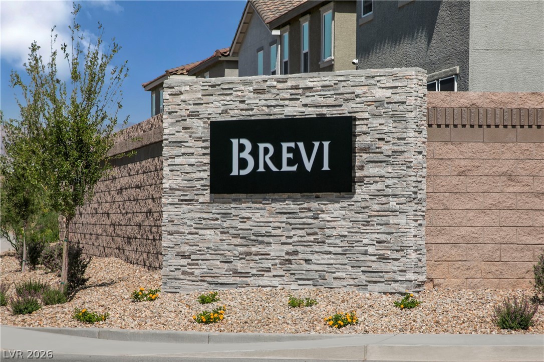 4290 Yucca Brevi Avenue