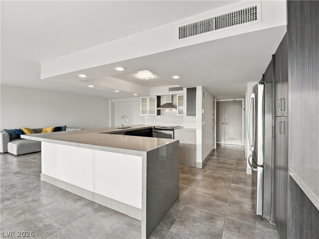 3111 Bel Air Drive 24A