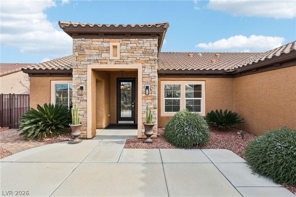 Photo of 2188 Bannerwood Street, Henderson, NV 89044 (MLS # 2769420)