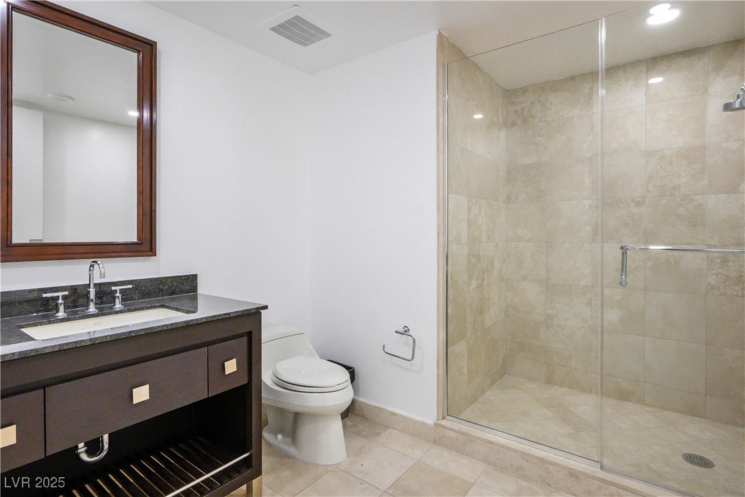 Las Vegas, Nevada 89109, United States, 4 Bedrooms Bedrooms, ,4 BathroomsBathrooms,Residential,Active,129722