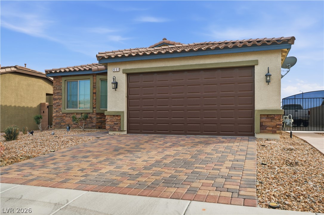 2061 Hunt Woods Court