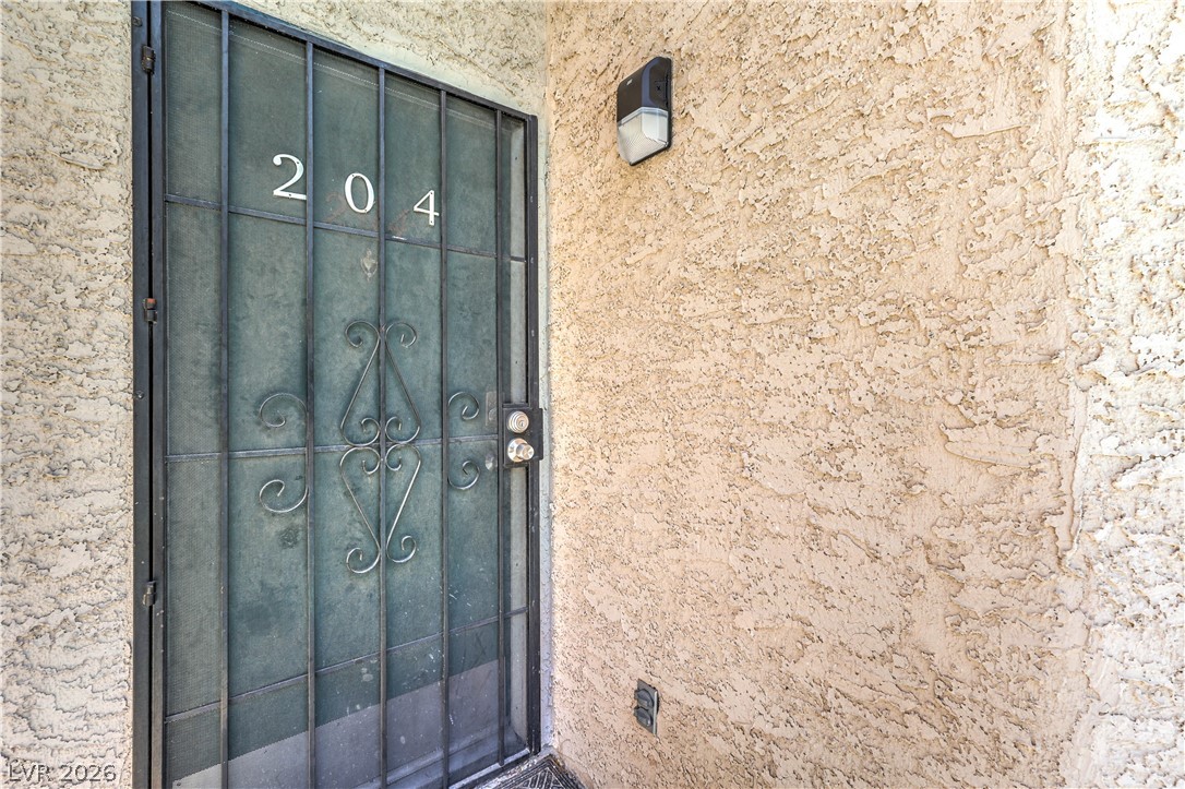 460 Elm Drive 204