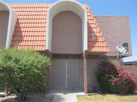 Townhouse For Rent - 3518 Villa Knolls North Drive<br/> Clark County, Las Vegas, NV 89120
