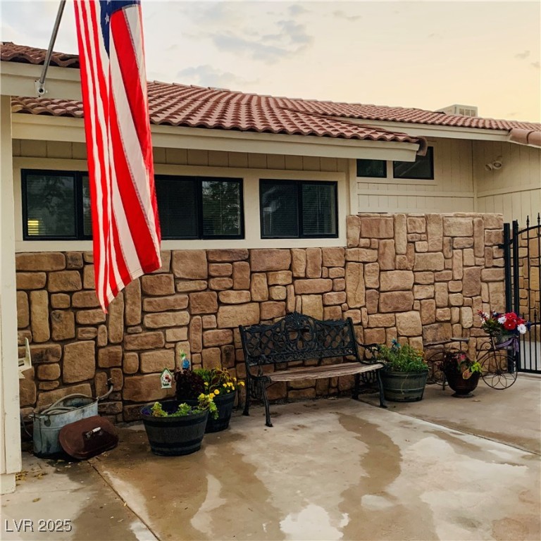 5465 W Meranto Avenue