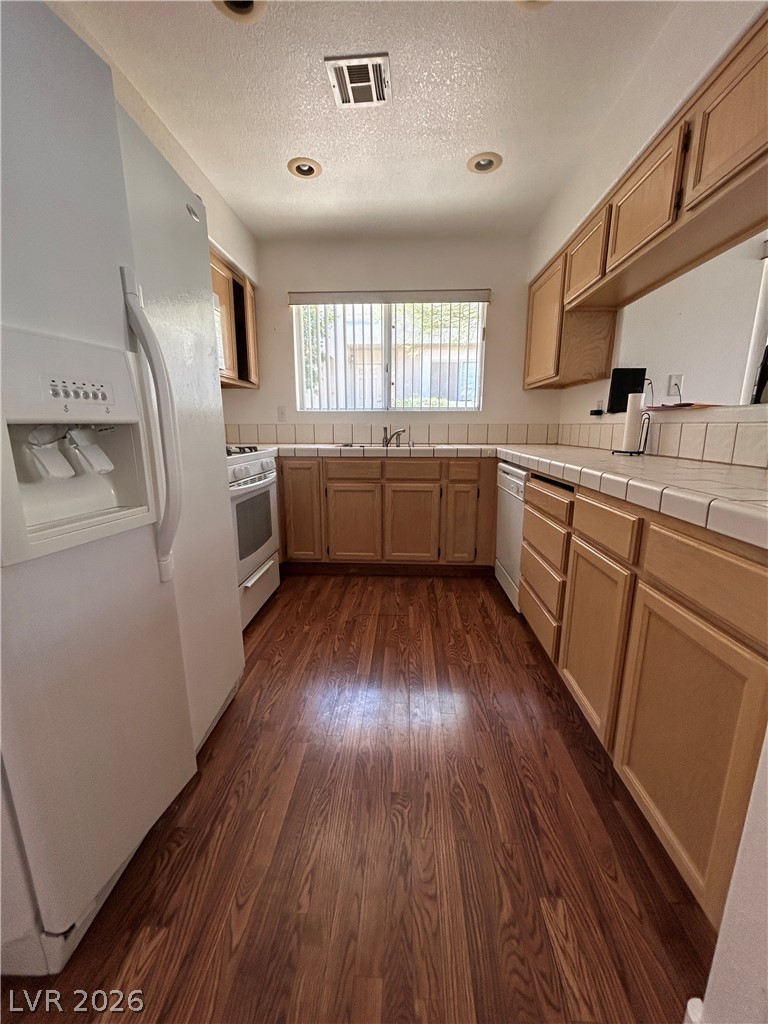 2207 Camel Mesa Drive