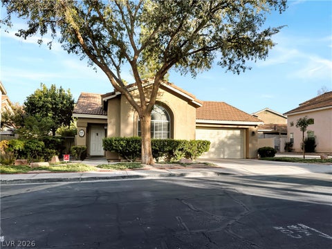 Photo of 84 Yesterday Drive, Henderson, NV 89074 (MLS # 2821943)