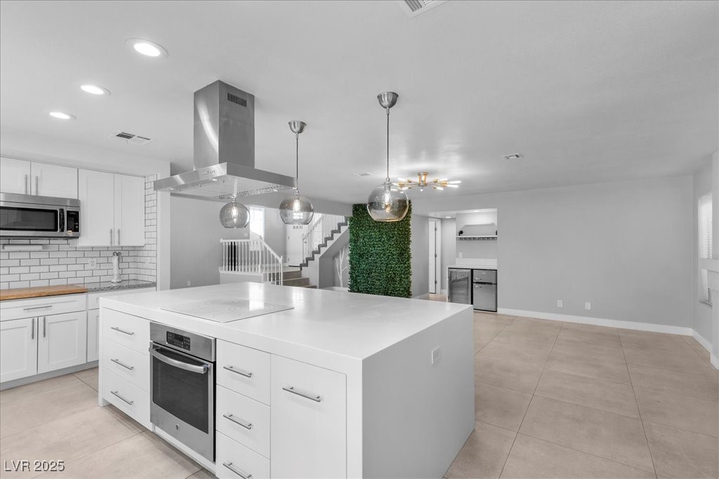 Las Vegas, Nevada 89117, United States, 3 Bedrooms Bedrooms, ,3 BathroomsBathrooms,Residential,Active,249446