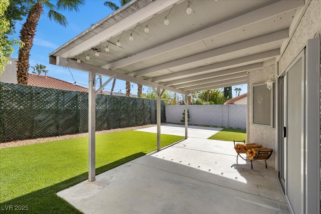 Las Vegas, Nevada 89117, United States, 3 Bedrooms Bedrooms, ,3 BathroomsBathrooms,Residential,Active,249446