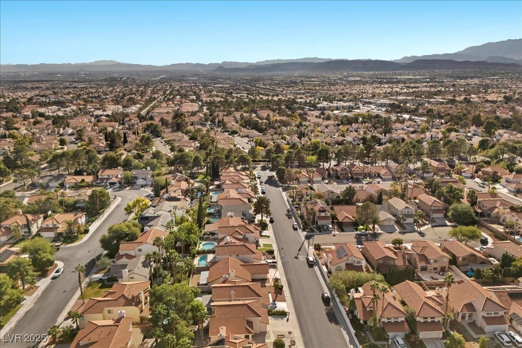 Las Vegas, Nevada 89117, United States, 3 Bedrooms Bedrooms, ,3 BathroomsBathrooms,Residential,Active,249446