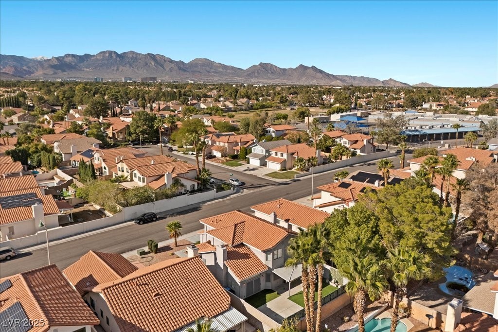 Las Vegas, Nevada 89117, United States, 3 Bedrooms Bedrooms, ,3 BathroomsBathrooms,Residential,Active,249446