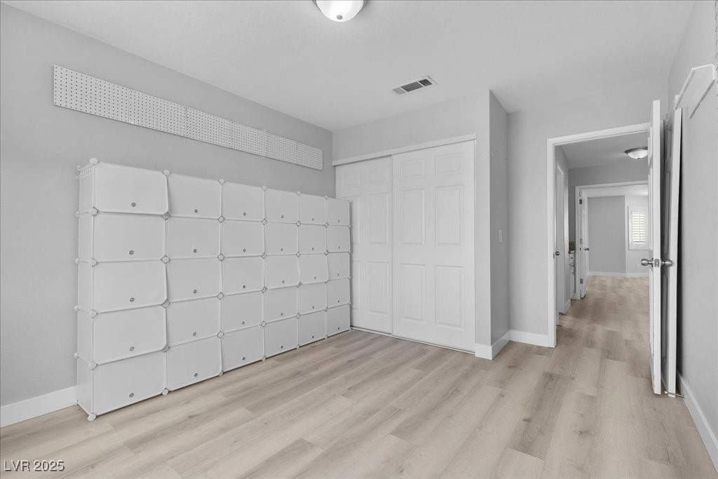 Las Vegas, Nevada 89117, United States, 3 Bedrooms Bedrooms, ,3 BathroomsBathrooms,Residential,Active,249446