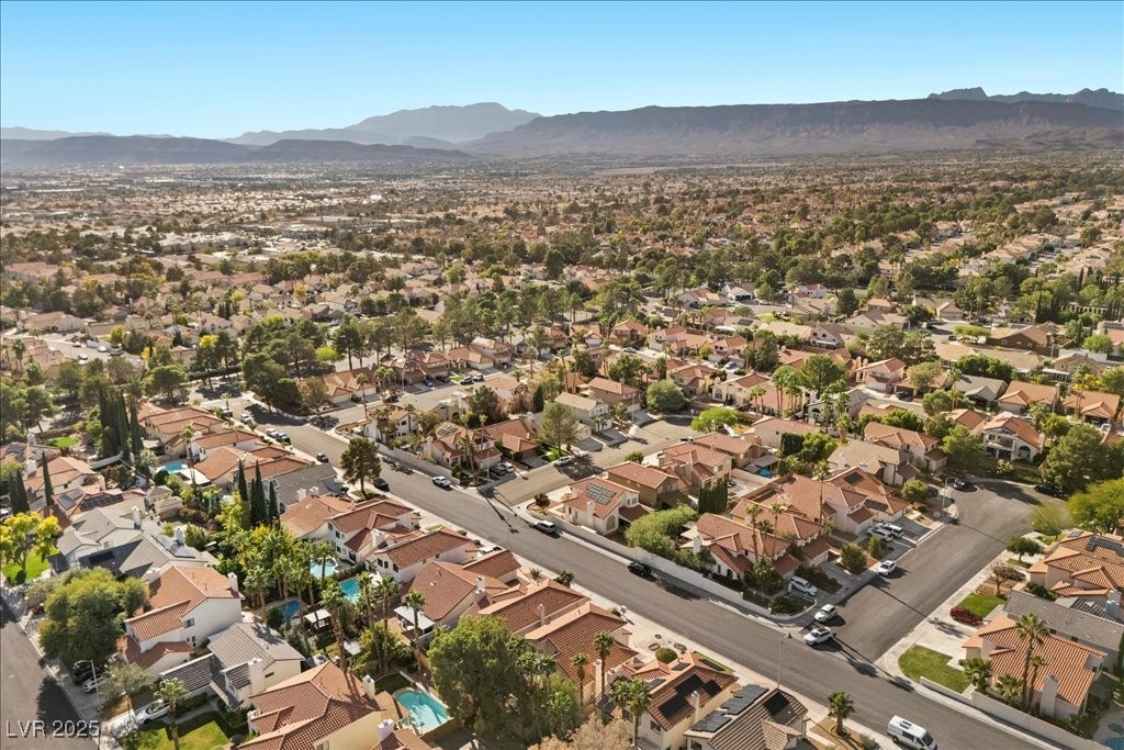 Las Vegas, Nevada 89117, United States, 3 Bedrooms Bedrooms, ,3 BathroomsBathrooms,Residential,Active,249446