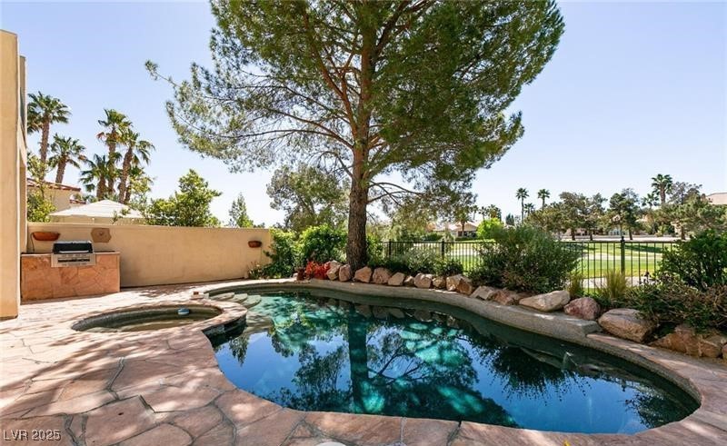 Las Vegas, Nevada 89117, United States, 3 Bedrooms Bedrooms, ,3 BathroomsBathrooms,Residential,Active,150825