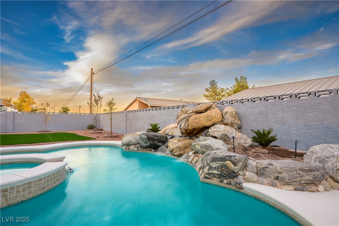 3531 W Arby Avenue, Las Vegas, Nevada image 17