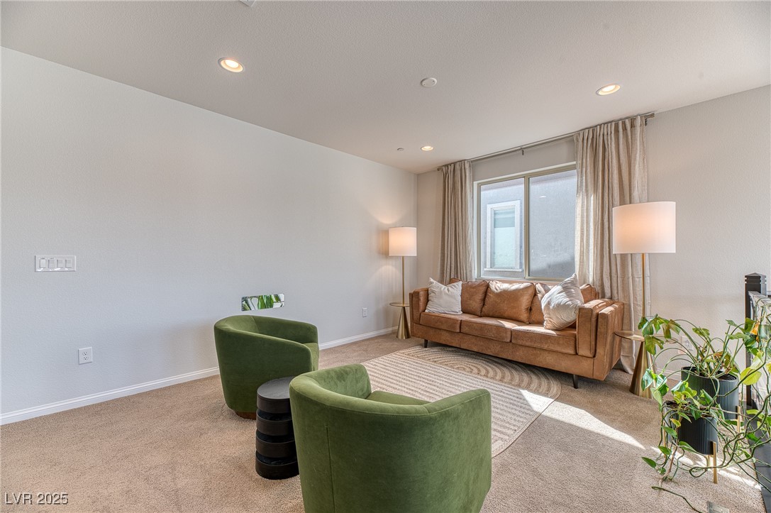 Las Vegas, Nevada 89143, United States, 4 Bedrooms Bedrooms, ,3 BathroomsBathrooms,Residential,Active,87857