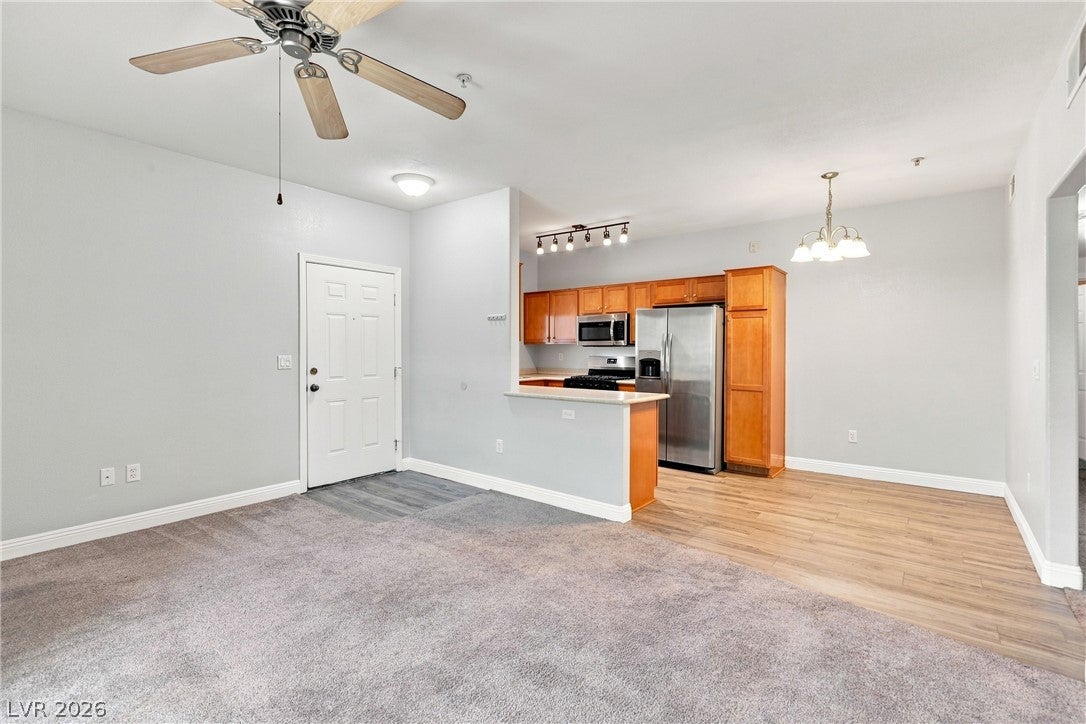 2291 W Horizon Ridge Parkway 9249