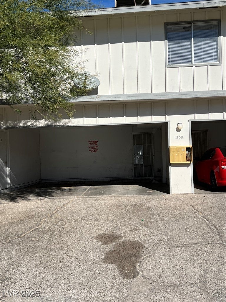 1309 Dorothy Avenue 2