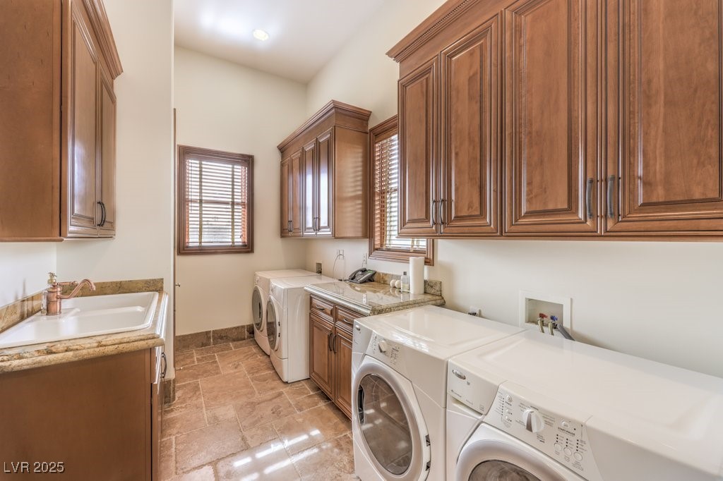 Las Vegas, Nevada, 89146, United States, ,7 BathroomsBathrooms,Residential,Active,1795698