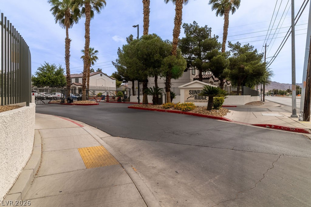 5330 E Charleston Boulevard 99