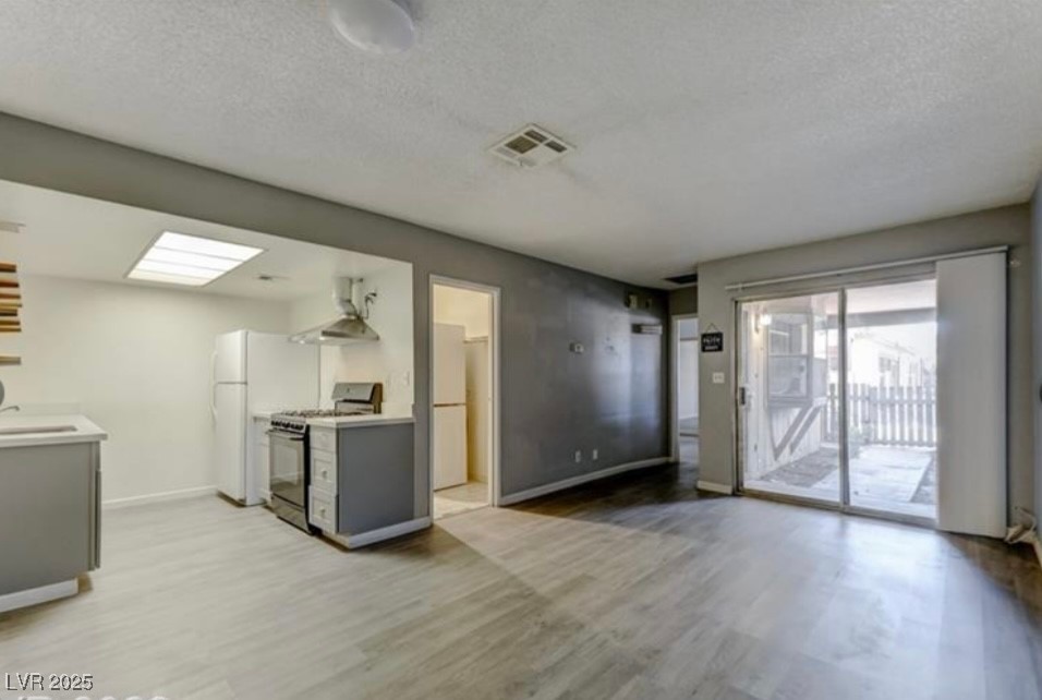 Las Vegas, Nevada 89110, United States, 1 Bedroom Bedrooms, ,1 BathroomBathrooms,Residential,Active,124073