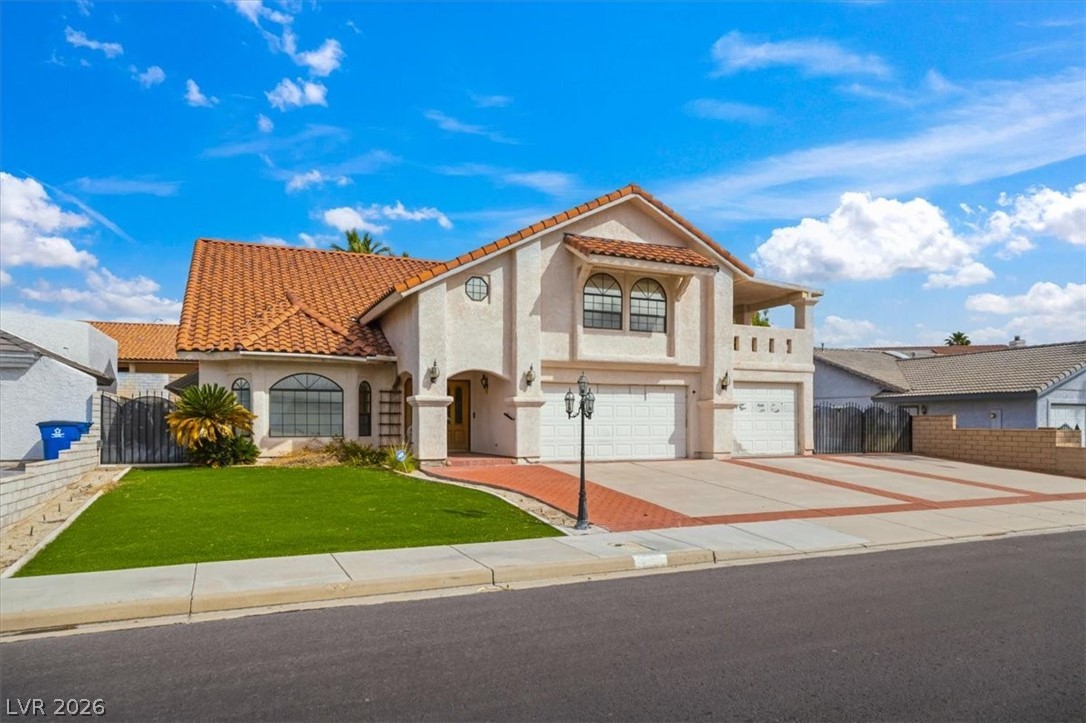 2256 River City Drive