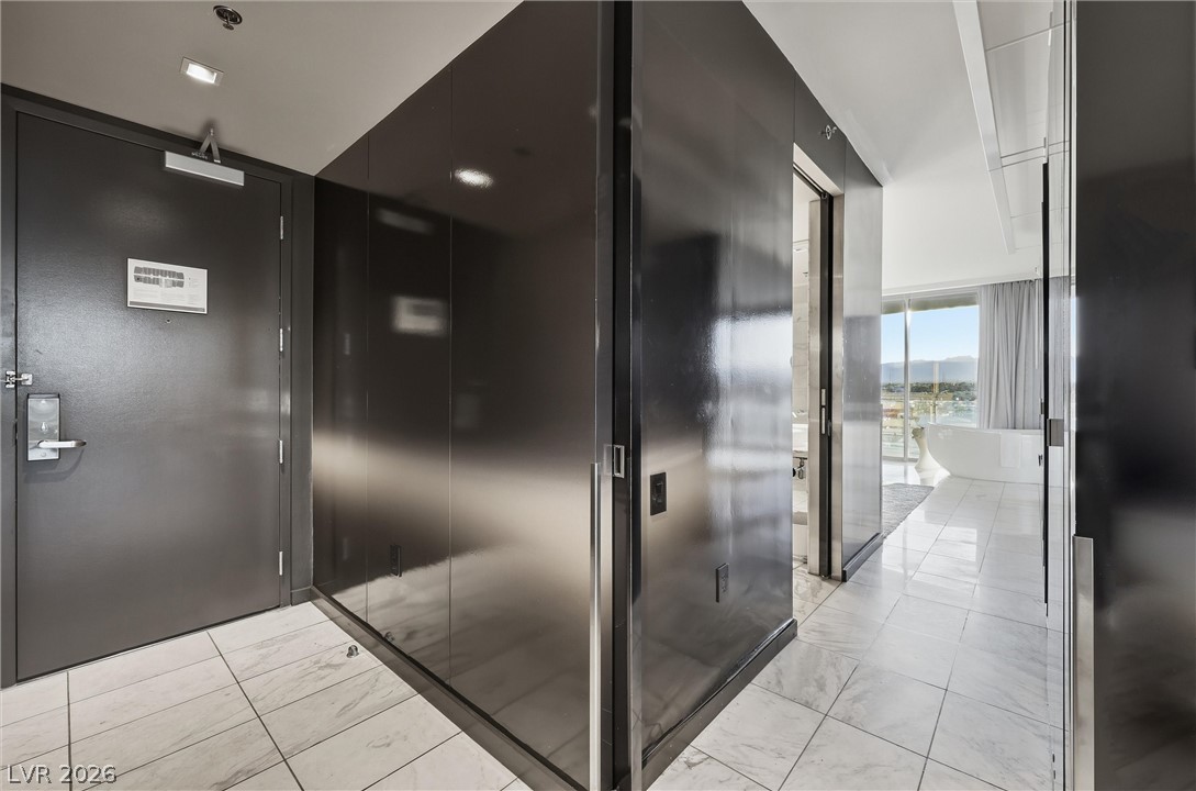 4381 W Flamingo Road 9301