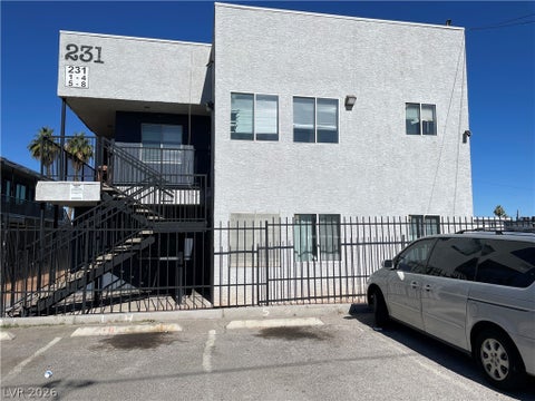 Apartment For Rent - 231 W Philadelphia Avenue #1<br/> Clark County, Las Vegas, NV 89102
