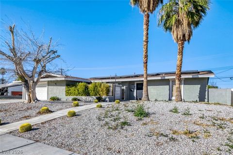 Photo of 1692 Seneca Lane, Las Vegas, NV 89169 (MLS # 2774876)