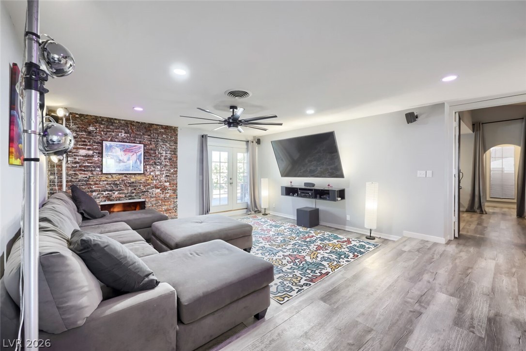 1692 Seneca Lane