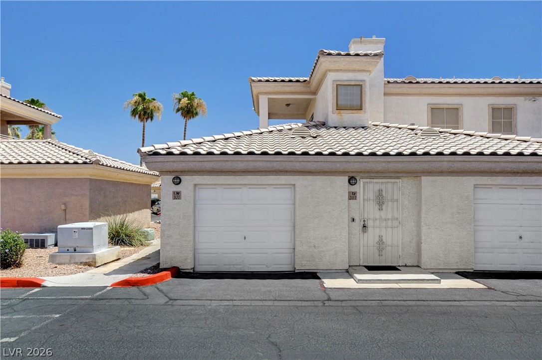 3600 Arginis Street 201