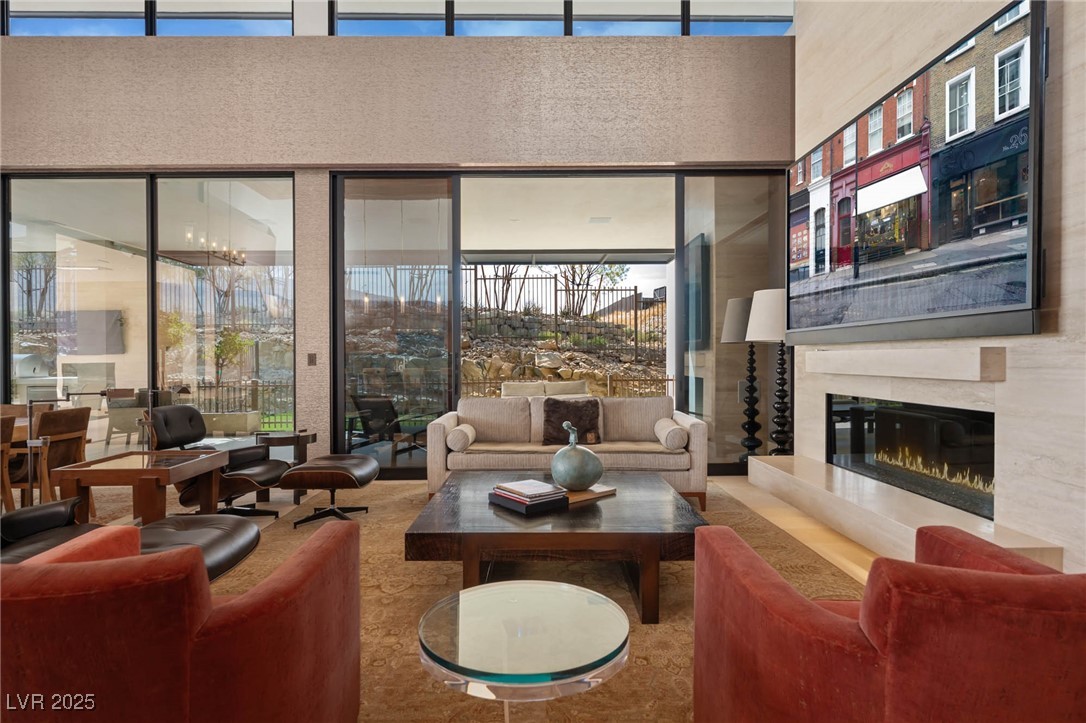 11707 Discovery Canyon Drive