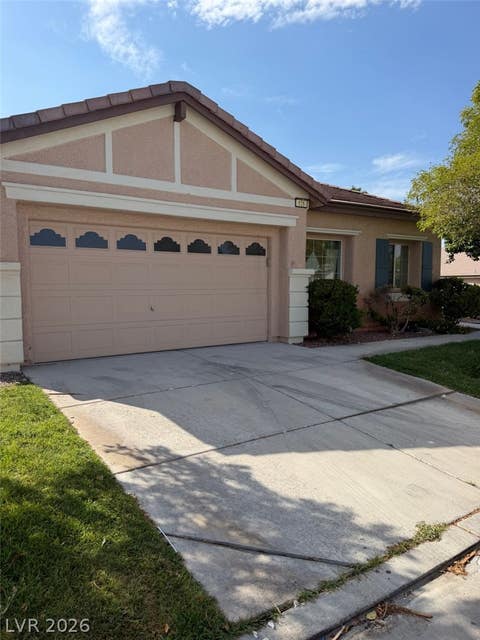 Homes For Sale - 121 Torchwood Lane<br/> Clark County, Las Vegas, NV 89144